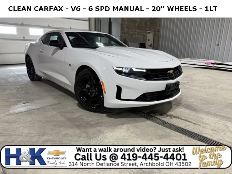 2024 Chevrolet Camaro 1LT photo 1