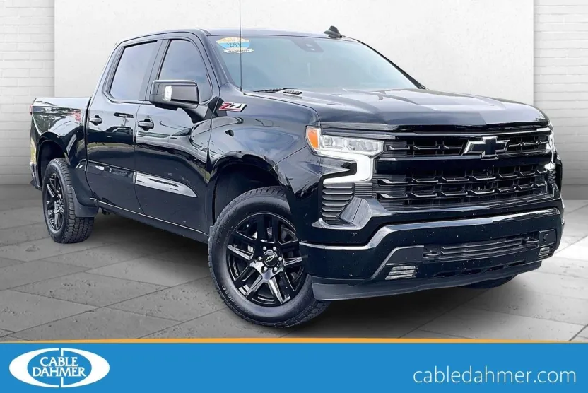 2022 Chevrolet Silverado 1500 RST photo 1