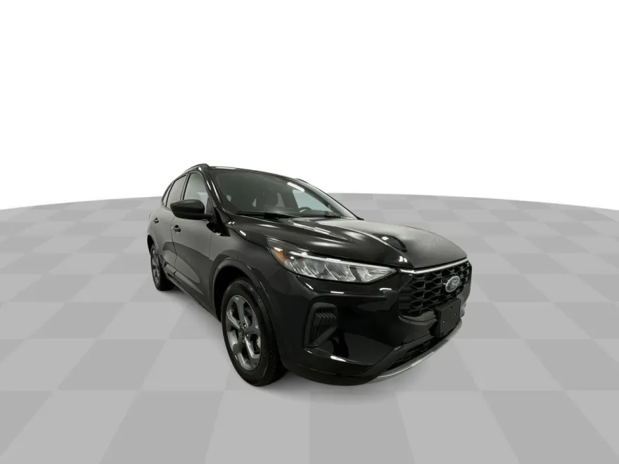 2024 Ford Escape ST-Line photo 1