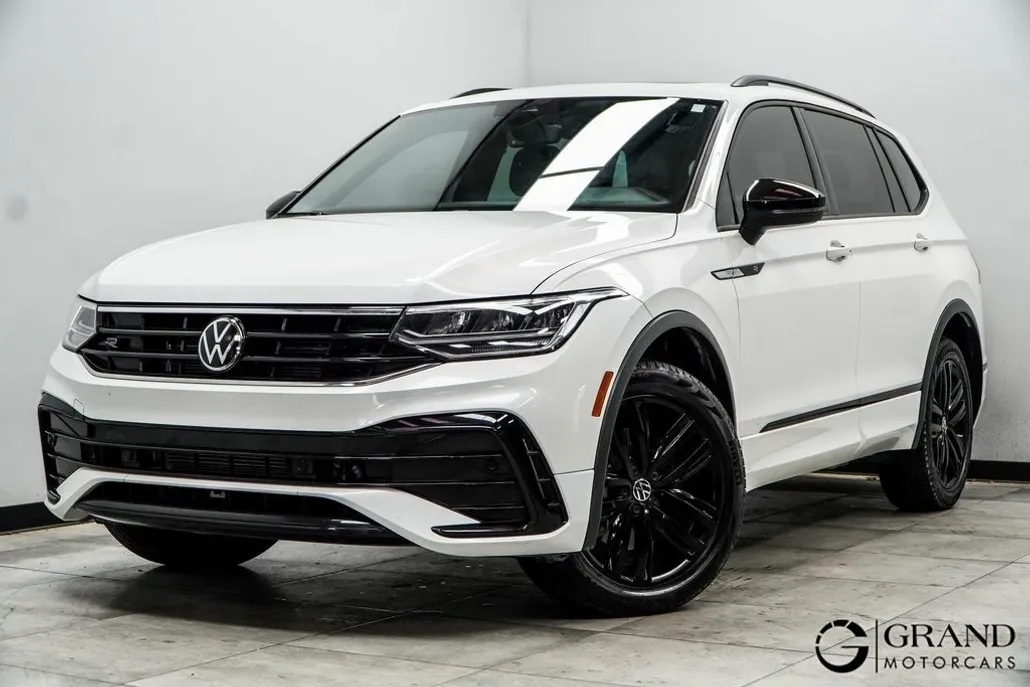 2022 Volkswagen Tiguan SE R-Line Black photo 1