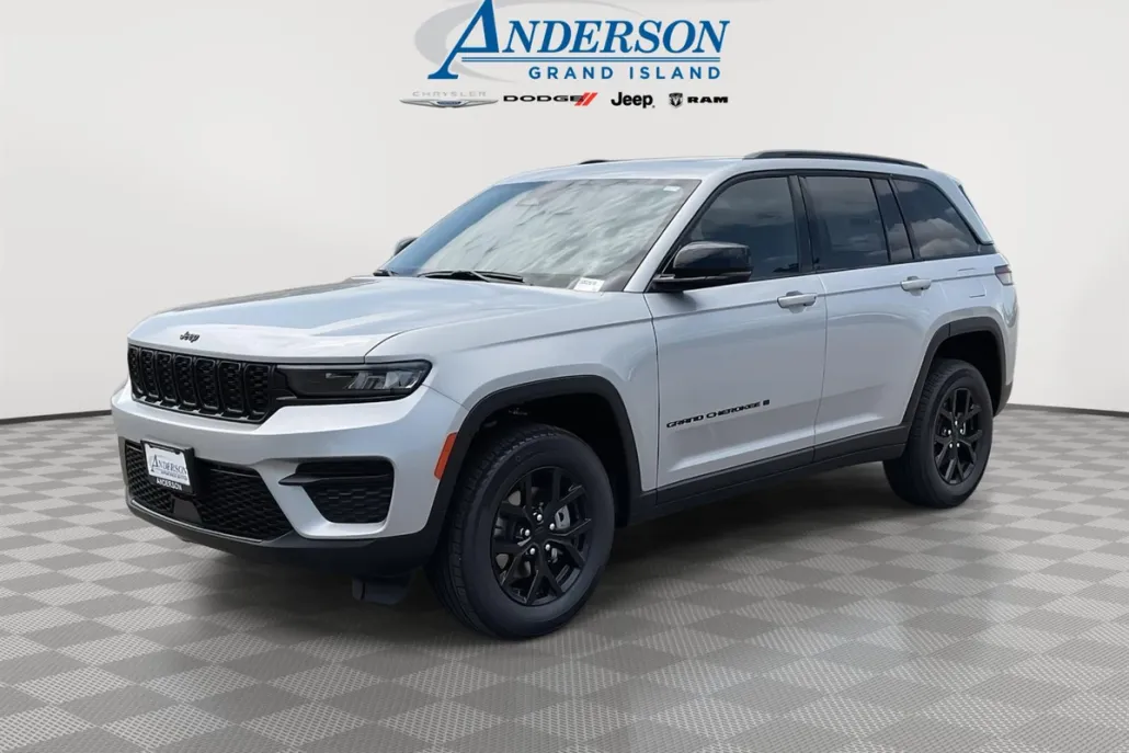 2025 Jeep Grand Cherokee Altitude X photo 1