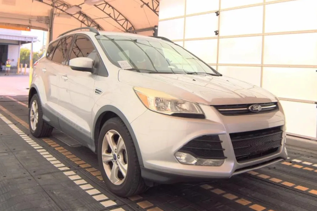 2016 Ford Escape SE photo 1