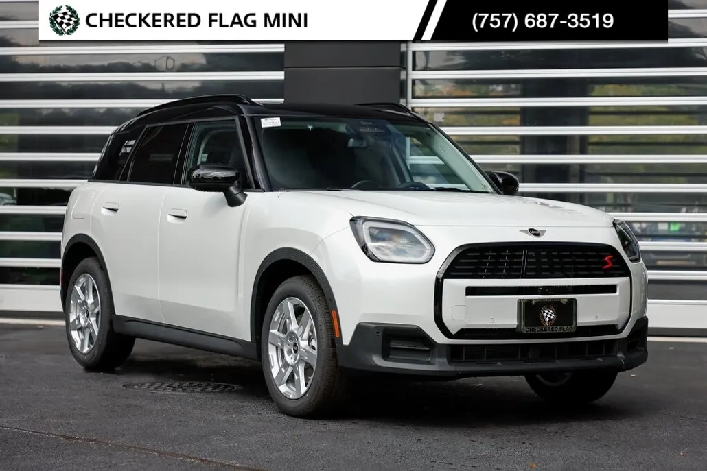 2025 Mini Cooper S ALL4 photo 1