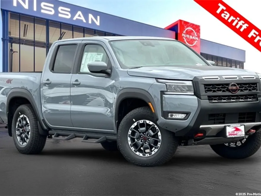 2025 Nissan Frontier PRO-4X photo 1