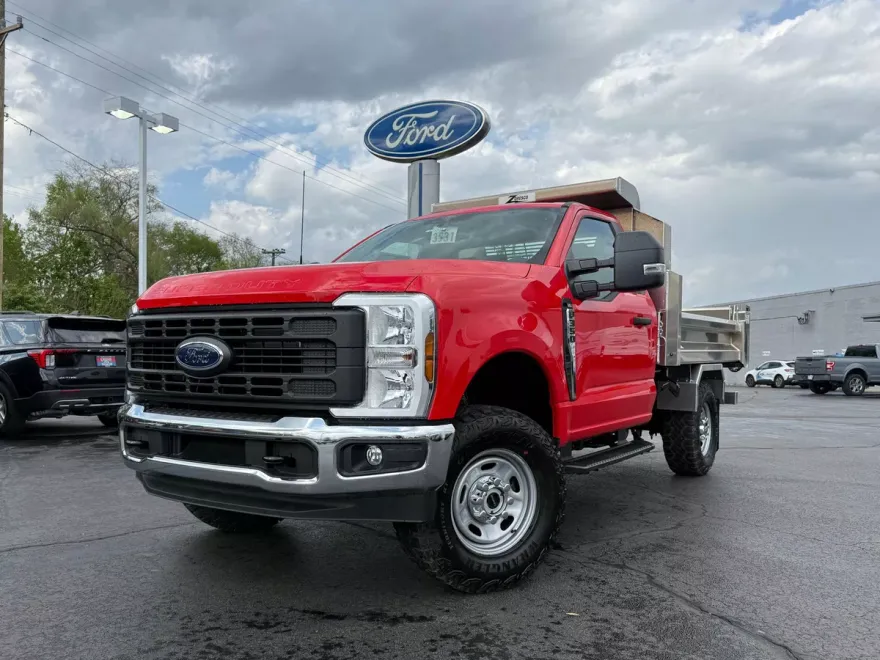 2025 Ford F-350 XL photo 1