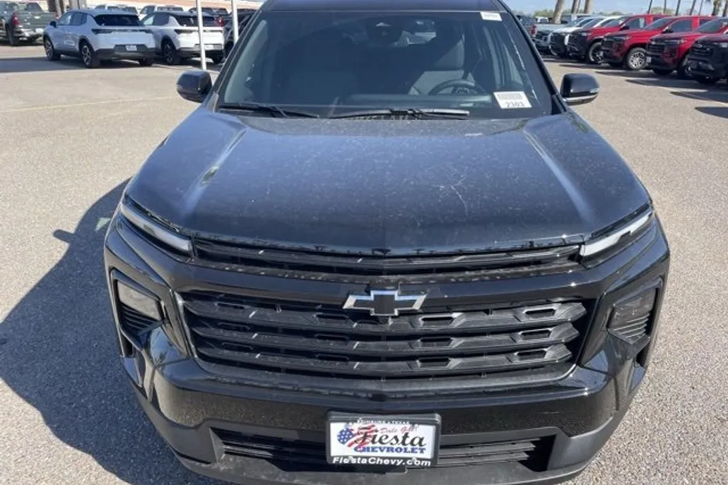 2026 Chevrolet Traverse photo 1