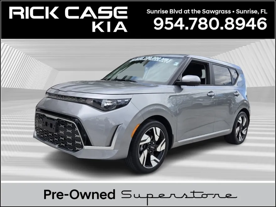 2024 Kia Soul GT-Line photo 1