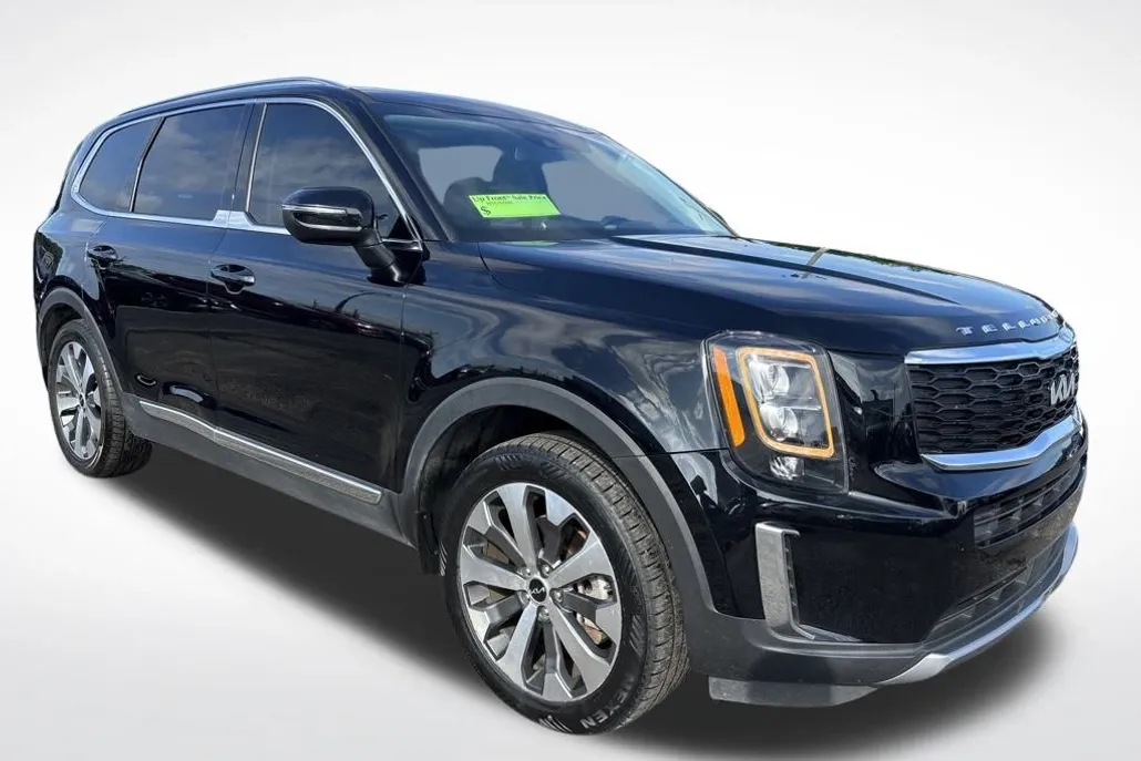 2022 Kia Telluride EX photo 1