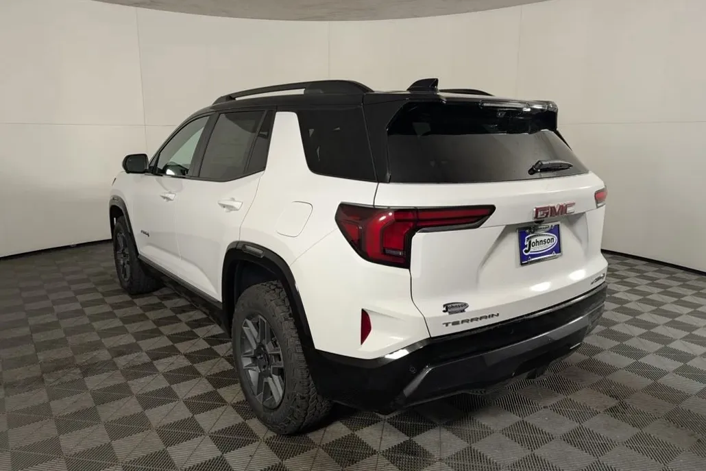 2026 Gmc Terrain AT4 photo 1