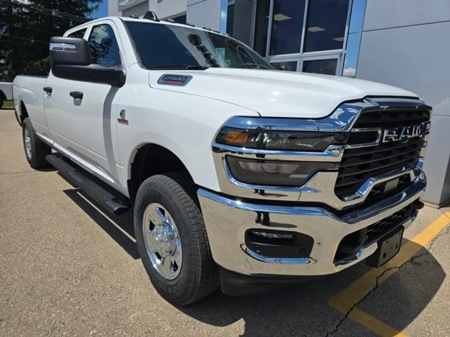 2025 Ram 2500 Tradesman photo 1