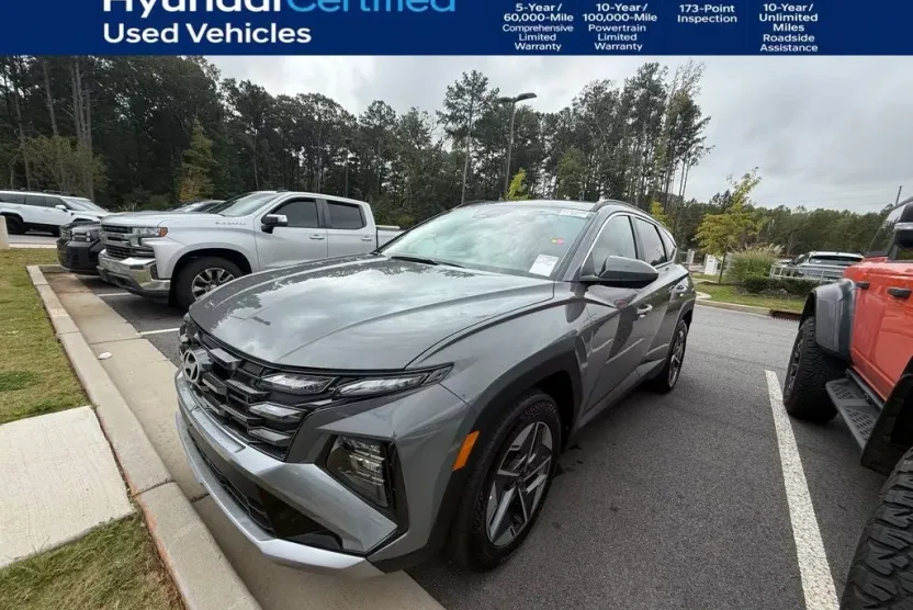 2025 Hyundai Tucson SEL photo 1