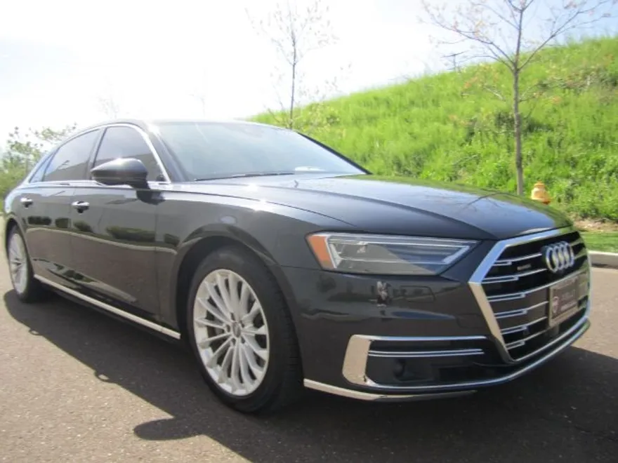 2019 Audi A8 L photo 1