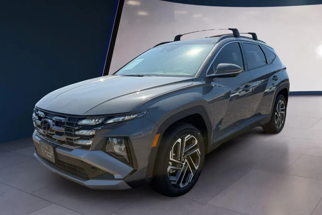 2025 Hyundai Tucson Limited photo 1