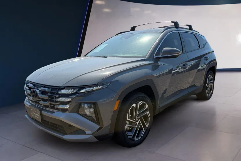2025 Hyundai Tucson Limited photo 1