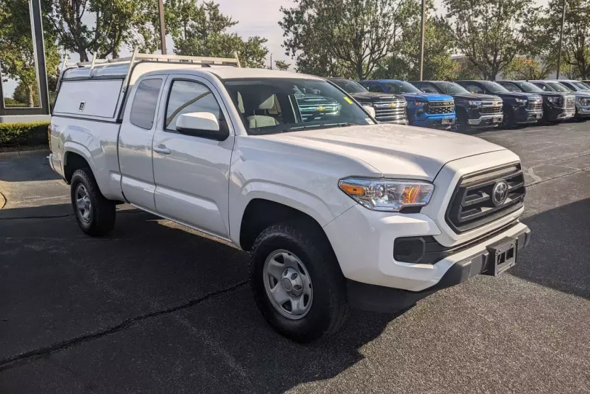 2022 Toyota Tacoma SR photo 1
