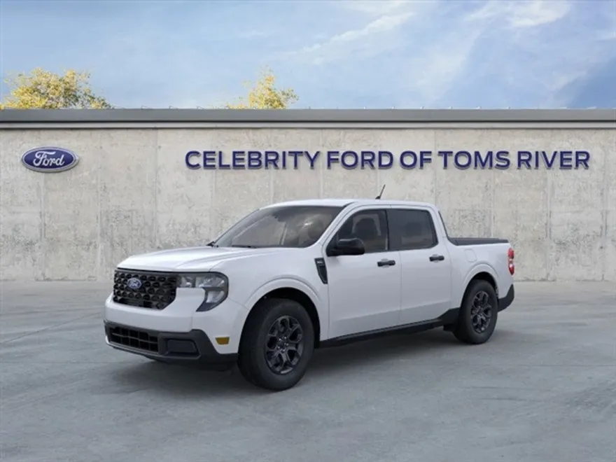 2025 Ford Maverick XLT photo 1