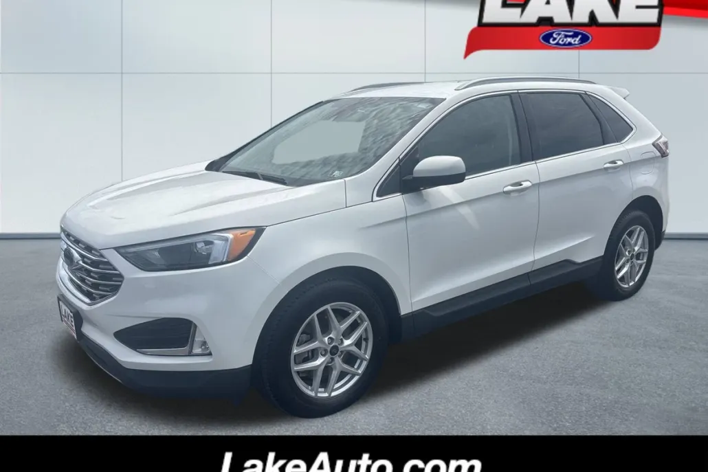 2022 Ford Edge SEL photo 1