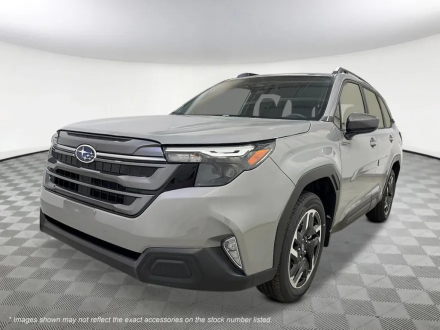2025 Subaru Forester Premium photo 1