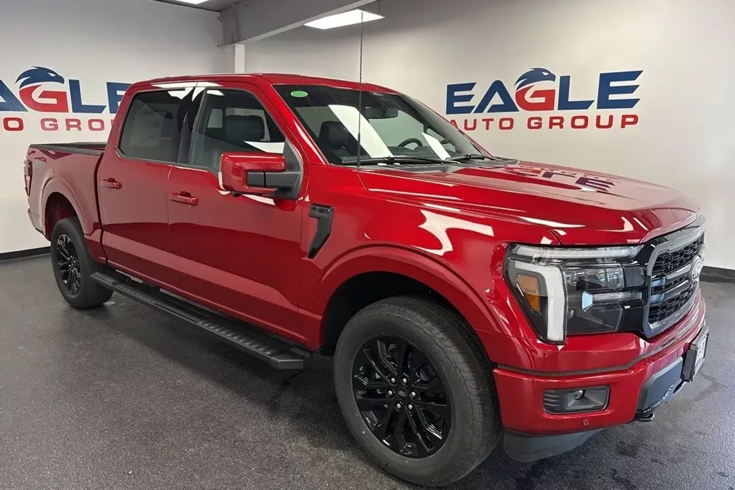 2025 Ford F-150 Lariat photo 1
