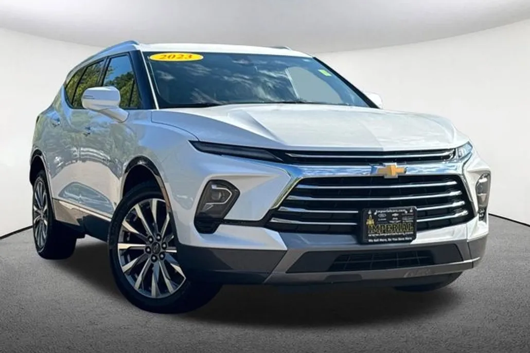 2023 Chevrolet Blazer Premier photo 1
