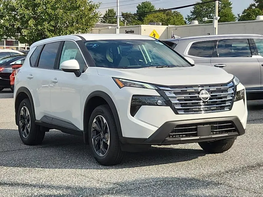 2026 Nissan Rogue SV photo 1