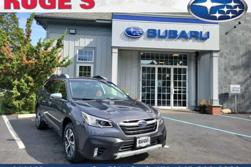 2022 Subaru Outback Touring XT photo 1