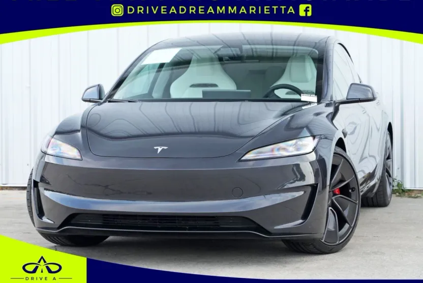 2024 Tesla Model 3 Performance photo 1