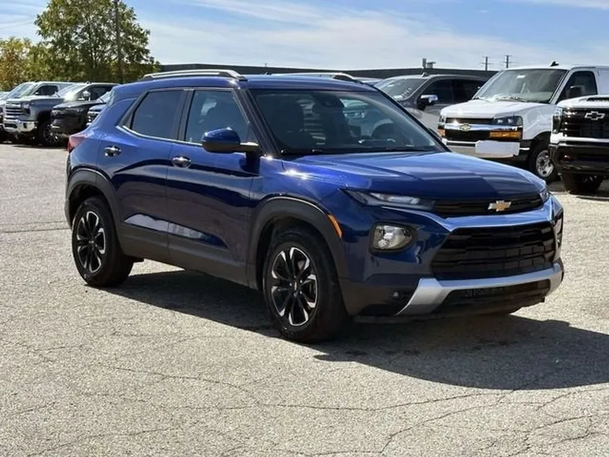 2023 Chevrolet Trailblazer LT photo 1