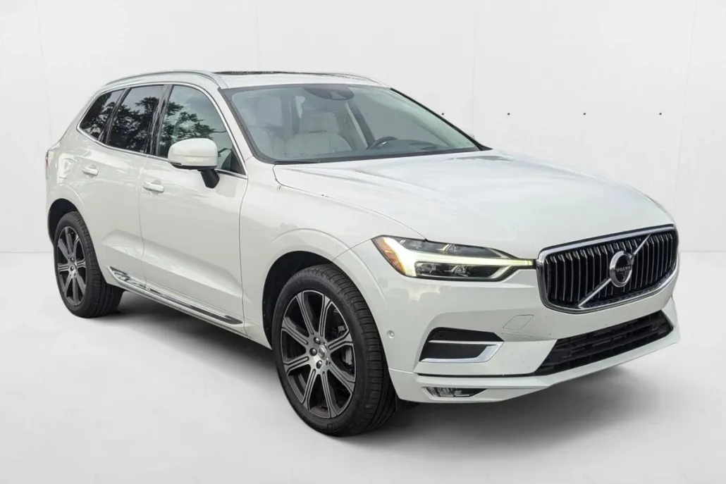 2021 Volvo XC60 Inscription photo 1