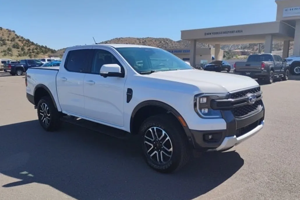 2024 Ford Ranger Lariat photo 1