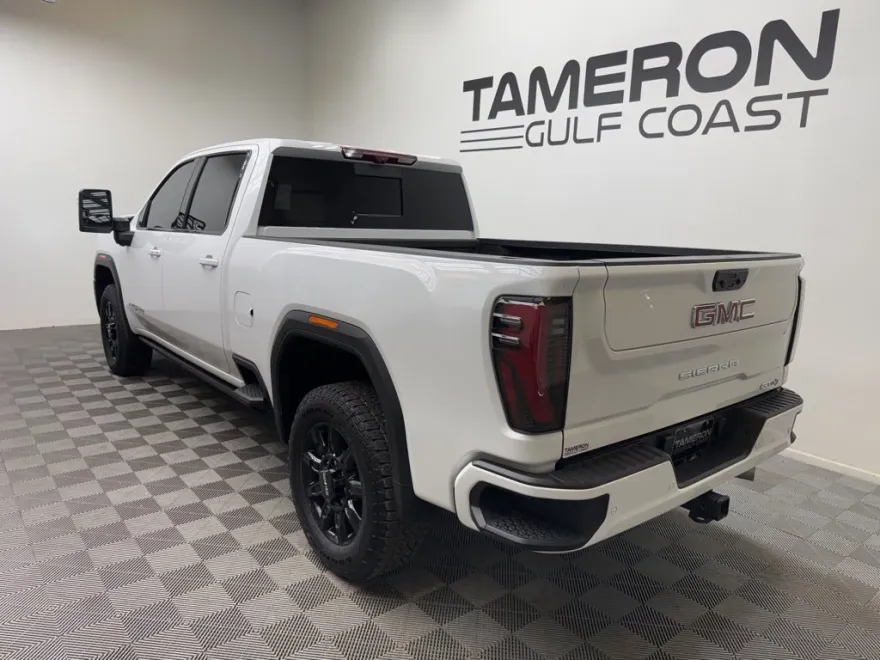 2024 Gmc Sierra 2500 HD AT4 photo 1