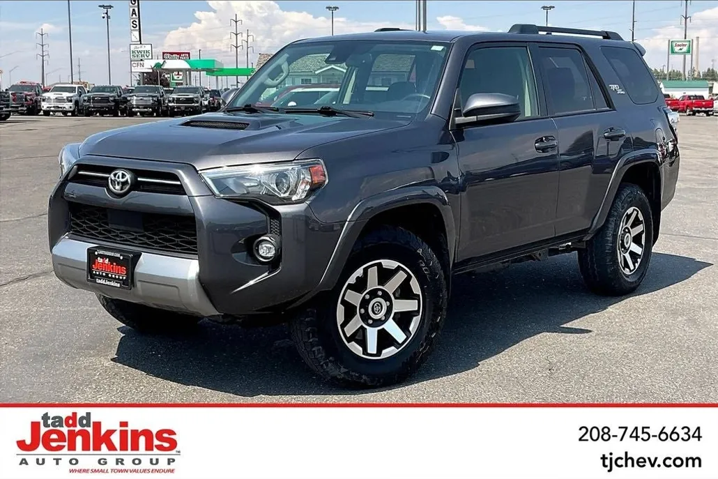 2022 Toyota 4Runner TRD photo 1