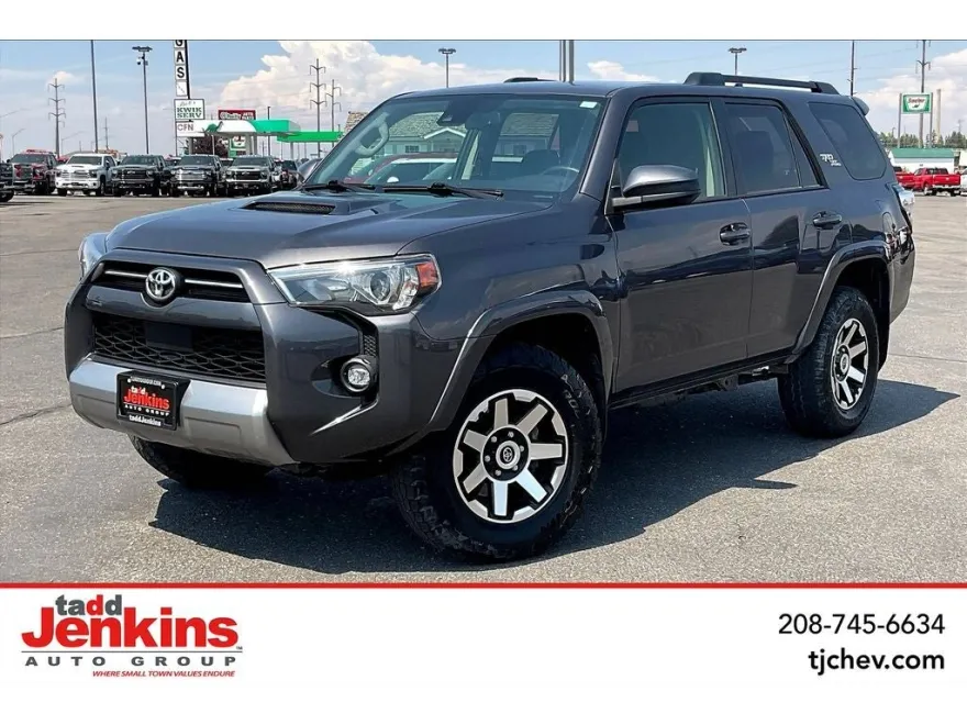 2022 Toyota 4Runner TRD photo 1
