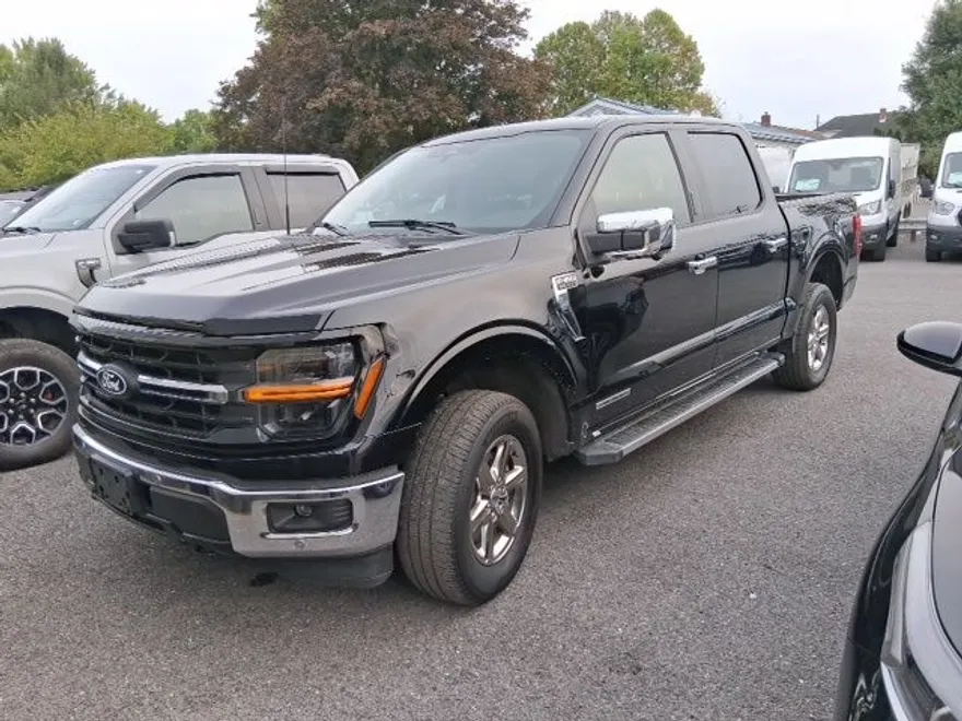 2024 Ford F-150 XLT photo 1