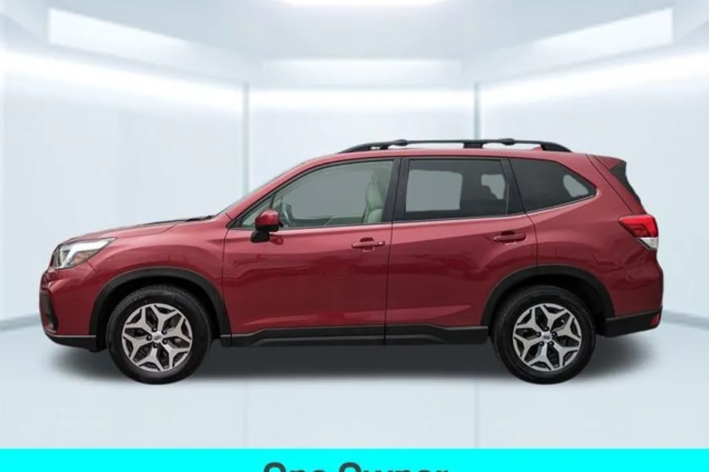 2020 Subaru Forester Premium photo 1