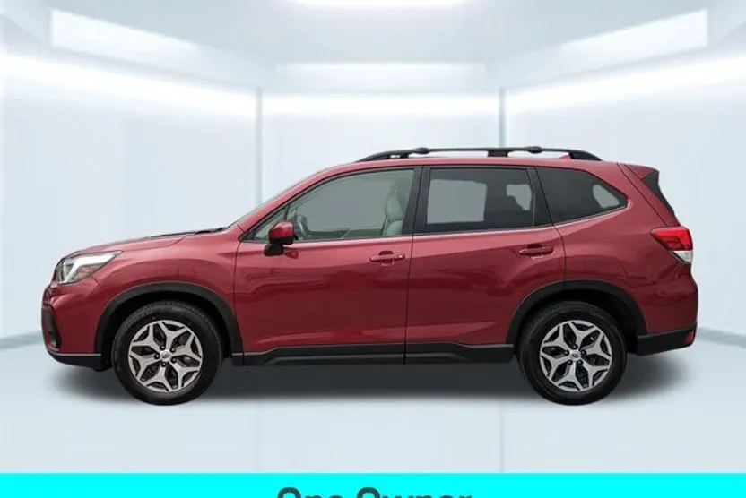 2020 Subaru Forester Premium photo 1