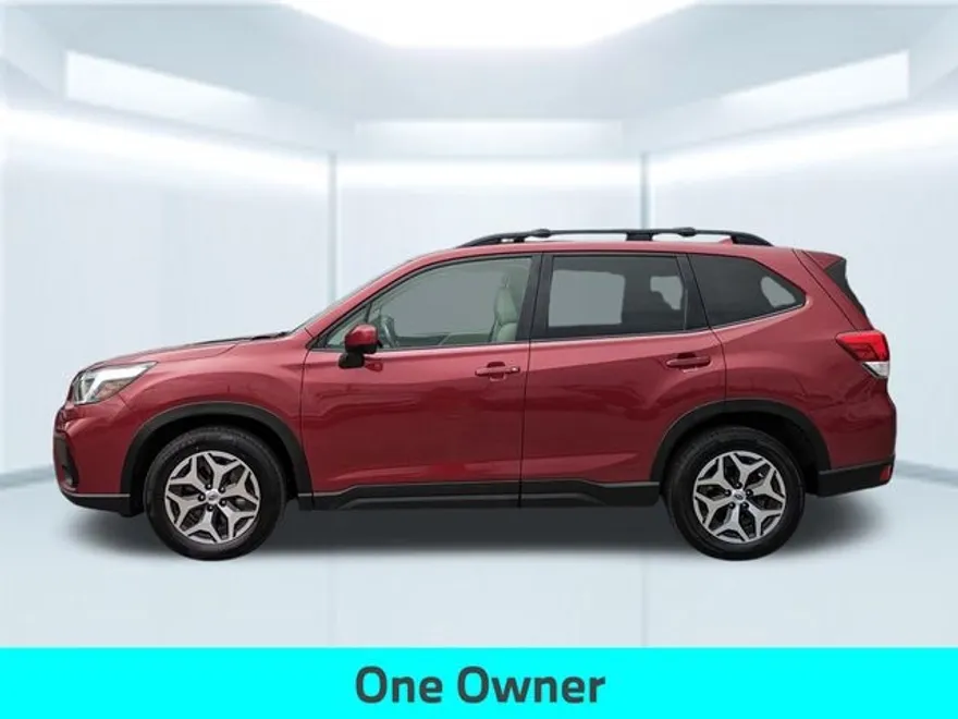 2020 Subaru Forester Premium photo 1
