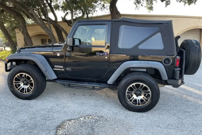 2014 Jeep Wrangler Sport photo 1