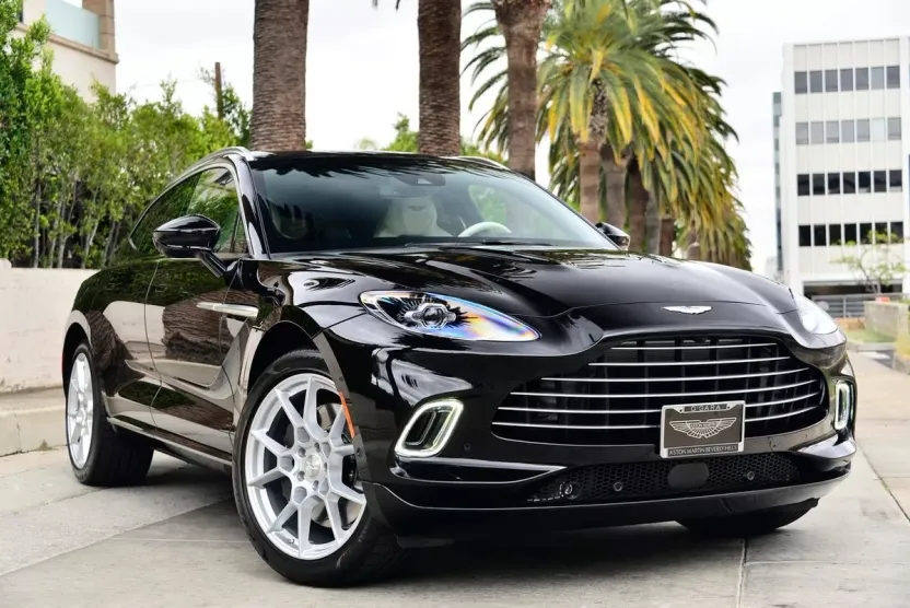 2021 Aston Martin DBX AM8 photo 1