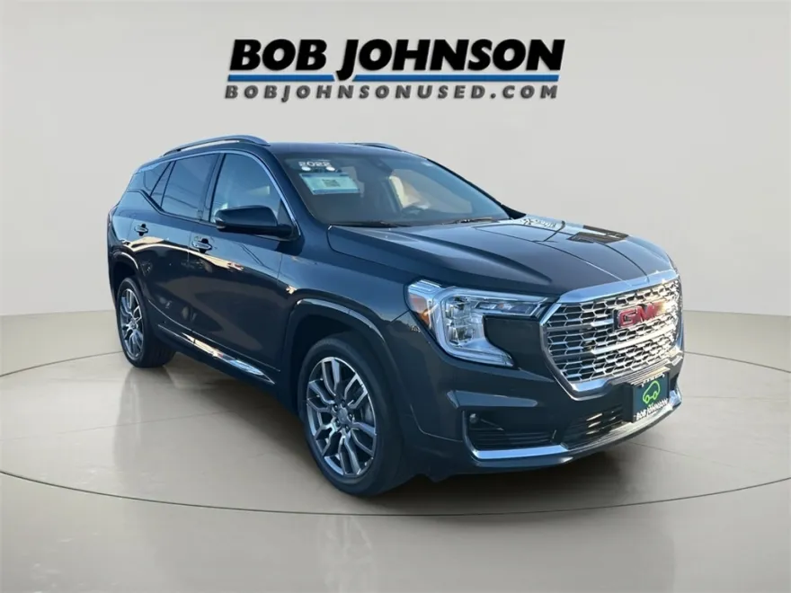 2022 Gmc Terrain Denali photo 1