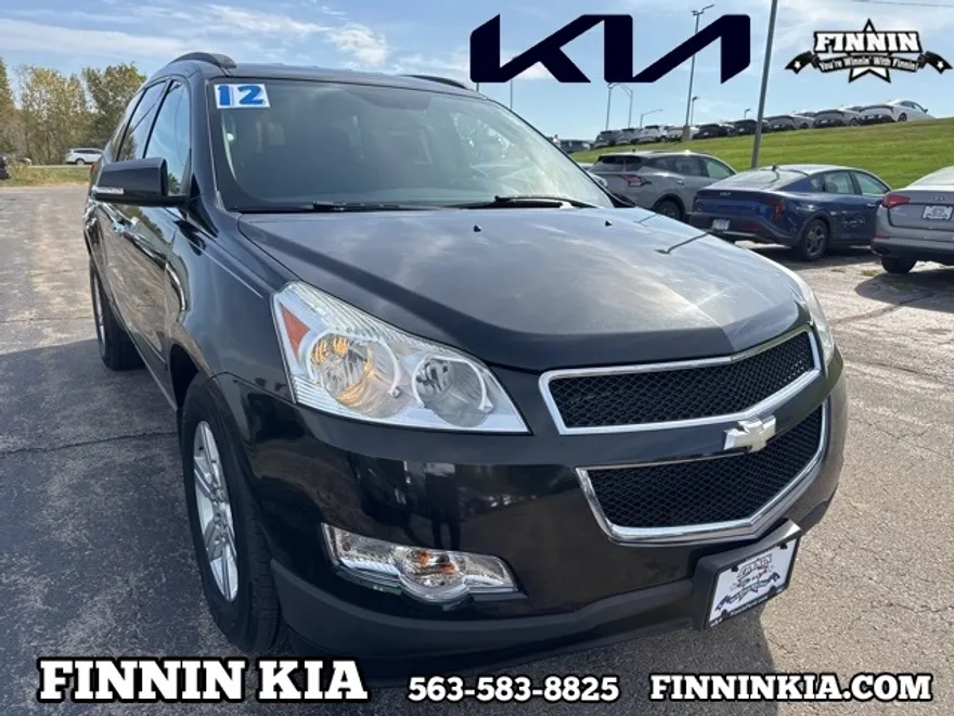 2012 Chevrolet Traverse 2LT photo 1