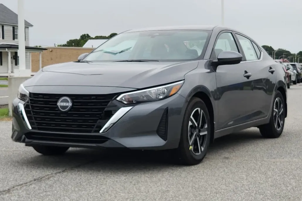 2025 Nissan Sentra SV photo 1