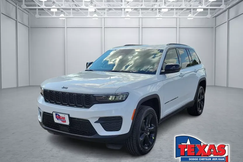 2025 Jeep Grand Cherokee Altitude photo 1