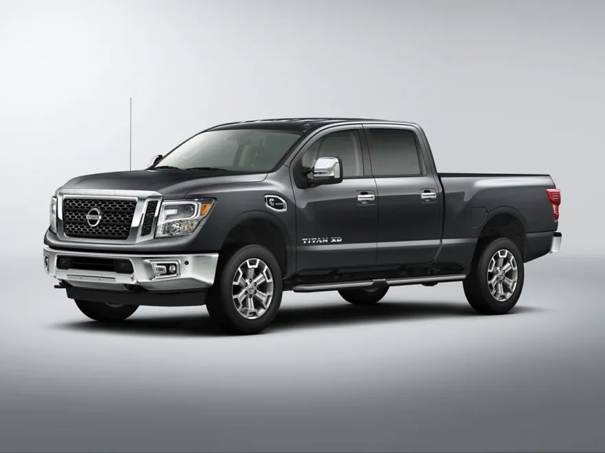 2018 Nissan Titan PRO-4X photo 1