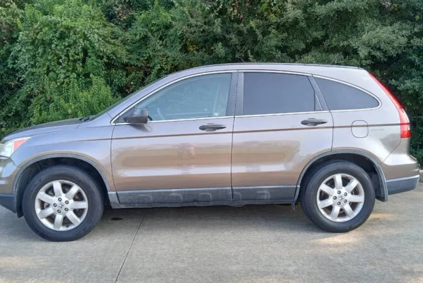 2011 Honda CR-V SE photo 1