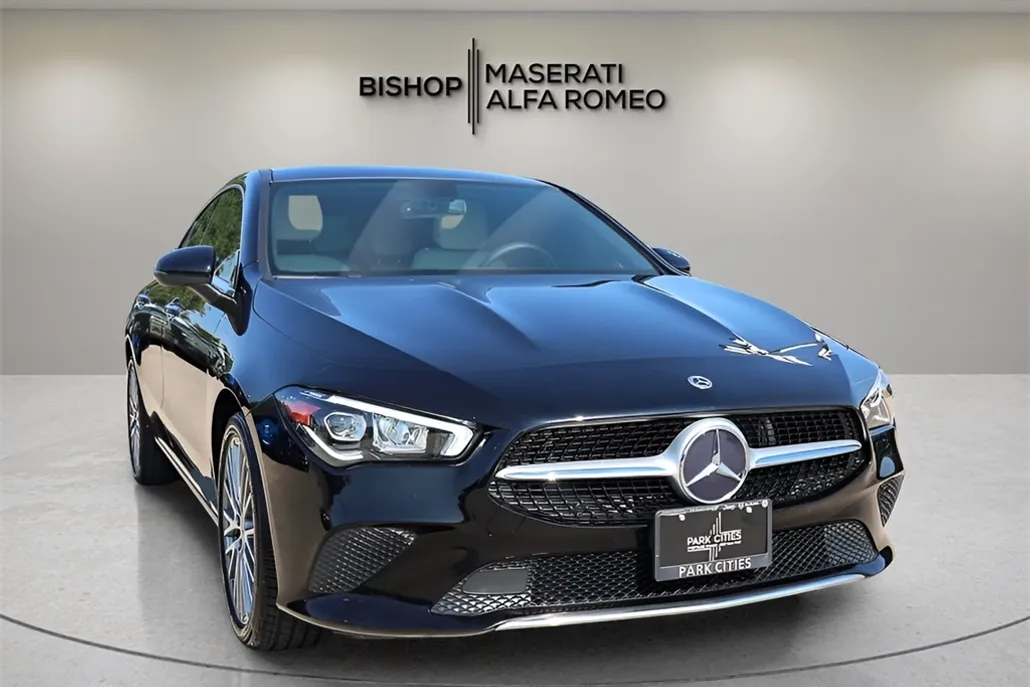 2022 Mercedes Benz CLA 250 photo 1
