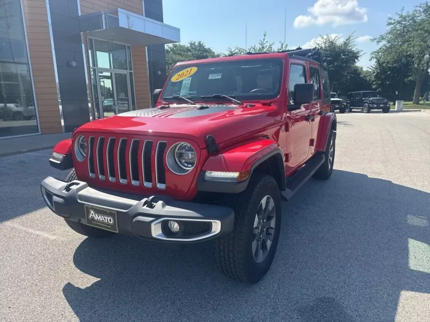 2021 Jeep Wrangler Unlimited Sahara photo 1