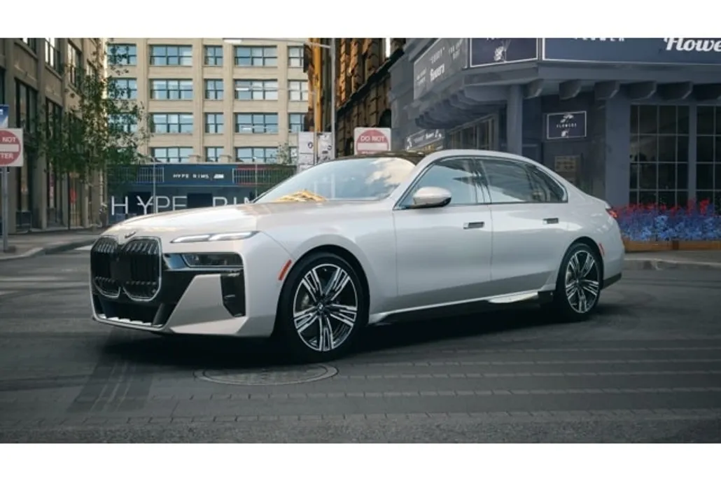 2025 Bmw 740i photo 1
