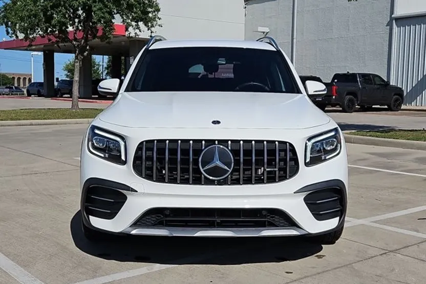2023 Mercedes Benz GLB AMG 35 4MATIC photo 1