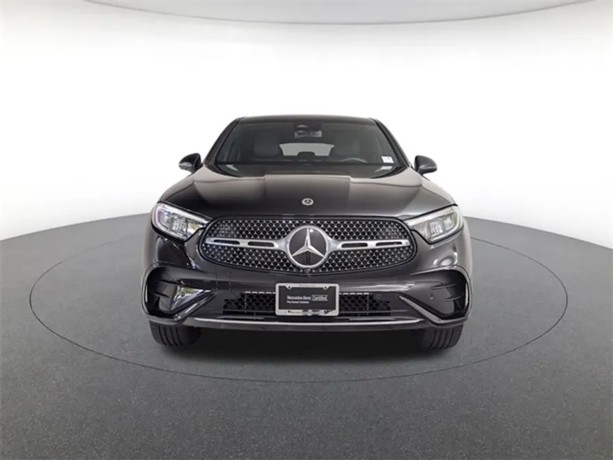 2025 Mercedes Benz GLC 300 4MATIC photo 1